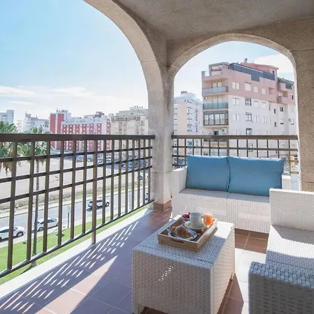 Apartment Espectacular Piso Con Piscina, A 100 M De La Playa